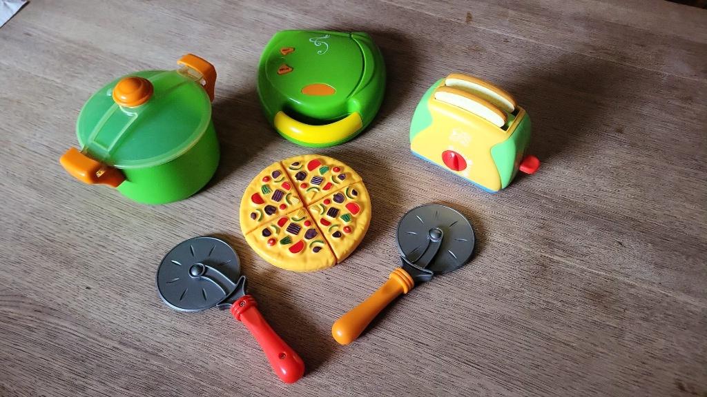 Speelgoed Wafelijzer, broodrooster, kookpot, pizza, Ophalen of Verzenden, Gebruikt, Met geluid