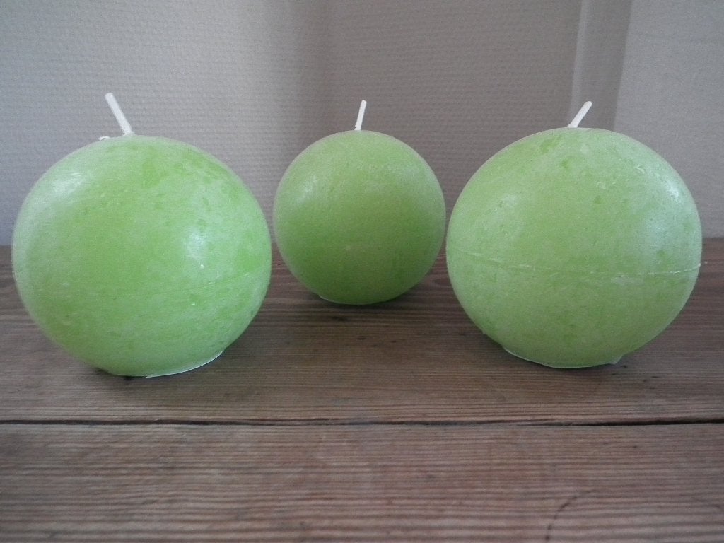 3 bougies. Lime. Diamètre 80 MM. (Bolsius) nouveau, Autres marques, Vert, Bougie, Envoi