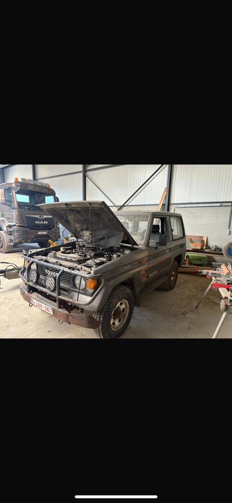 4X4 TOYOTA 2,4D OLTAYMER 260,000KM 2PLACES 0032471654764, Auto's, Zwart, Bedrijf, Diesel, 2 zetels