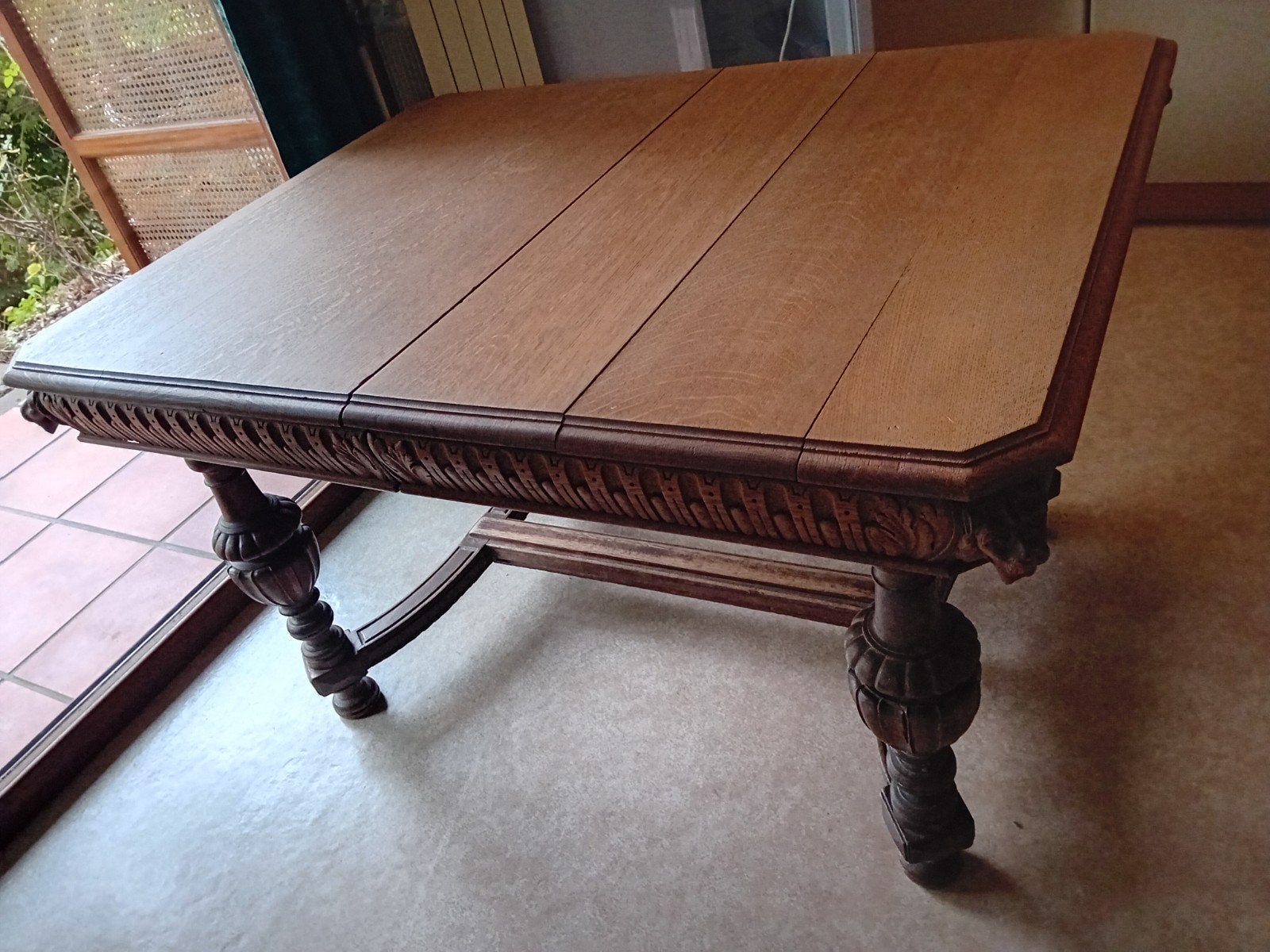 eikenhouten tafel in mechelse stijl, mogelijk met 3 stoelen, Antiek en Kunst, Ophalen