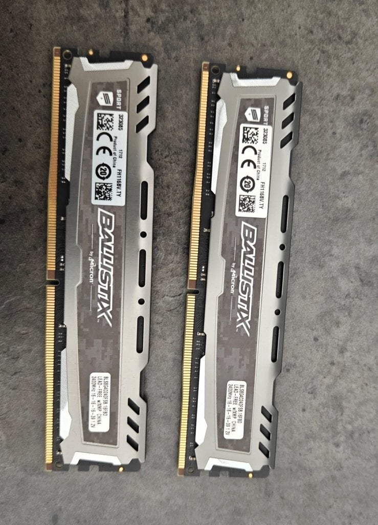 Crucial Ballistix Sport 16GB DDR4 RAM 2x8GB  2400MHz, Computers en Software, RAM geheugen, Ophalen, DDR4, 8 GB, Zo goed als nieuw