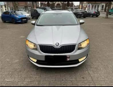 Skoda Octavia 1.6 TDI, Auto's, Adaptive Cruise Control, Euro 5, Stof, Zwart