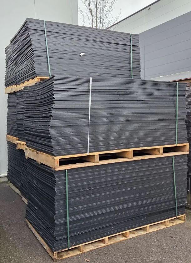 Goedkope en handzame kunststof rijplaten 200x100cm te koop, Doe-het-zelf en Bouw, Ophalen of Verzenden, Zo goed als nieuw
