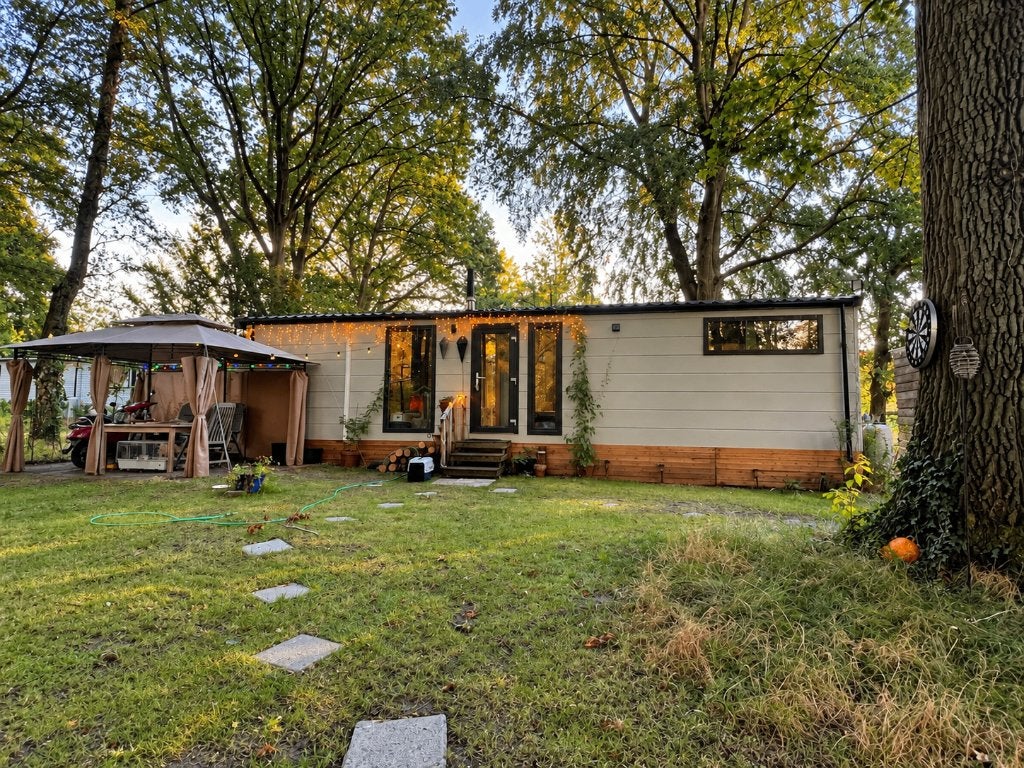 Luxe, wintervaste stacaravan van 48 m² (LARK), Tot en met 2