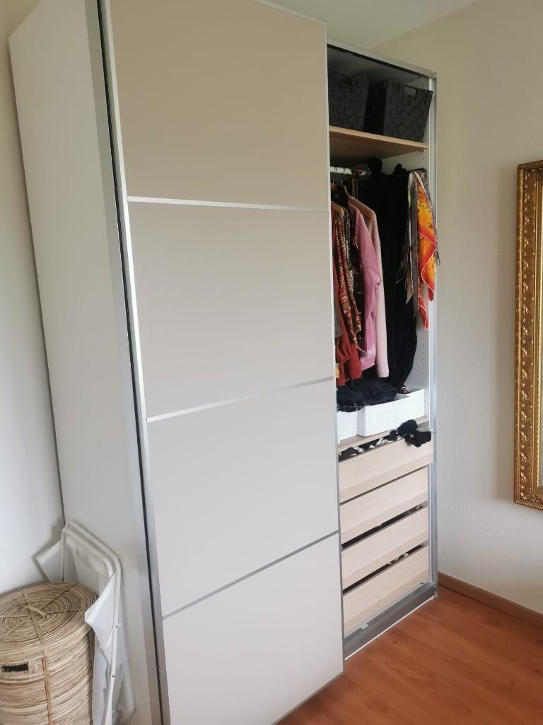 Grande armoire IKEA avec portes coulissantes PAX / HASVIK, Maison & Meubles, Armoires | Penderies & Garde-robes, Comme neuf, 200 cm ou plus
