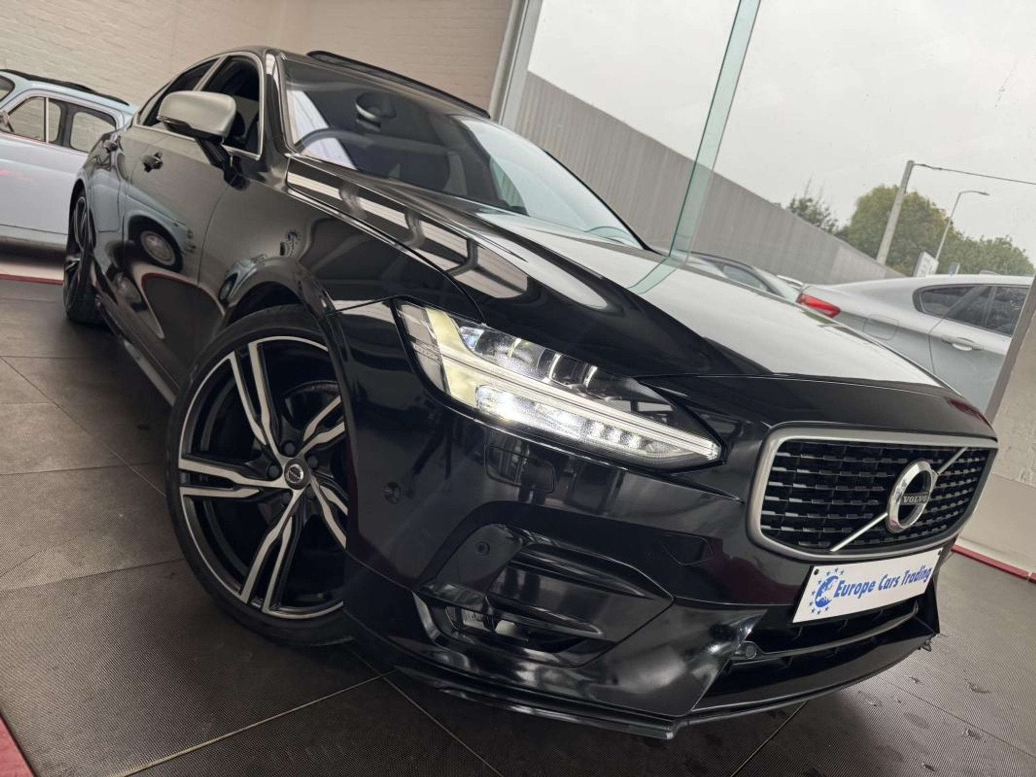 Volvo S90 II T6 R-Design 320ch AWD BVA Geartronic GPS CUIR T, Autos, Cuir, Entreprise, Ordinateur de bord, Noir