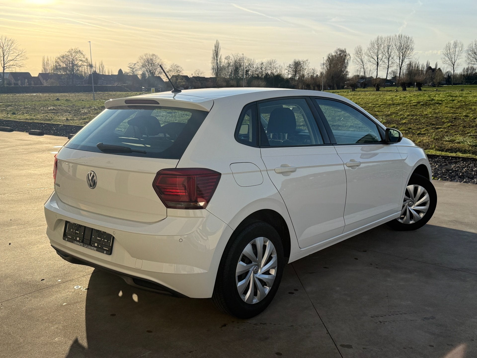 Volkswagen Polo 1.0i, 11/2017, Airco, Carplay, 12m Garantie, Auto's, Voorwielaandrijving, Stof, Wit, Bedrijf