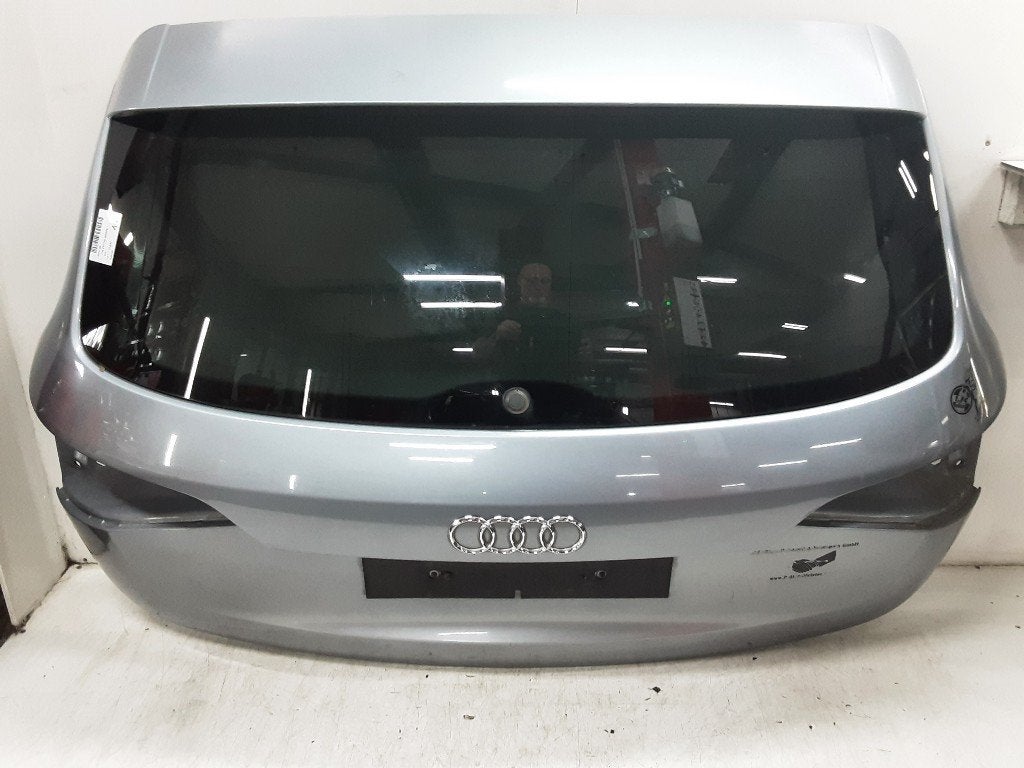 HAYON ARRIÈRE / MALLE Audi Q5 (8RB) (01-2008/05-2017), Auto-Union-Straße  1,
85057  Ingolstadt, DE, Info@audi.de, Haillon arrière