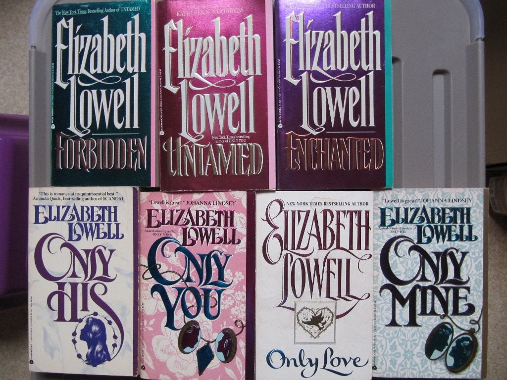 Lot of 23 books of  love stories, Boeken, Ophalen of Verzenden, Zo goed als nieuw