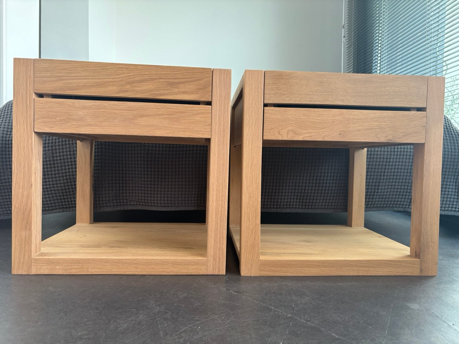 Tables de chevet Ethnicraft, Enlèvement, Comme neuf