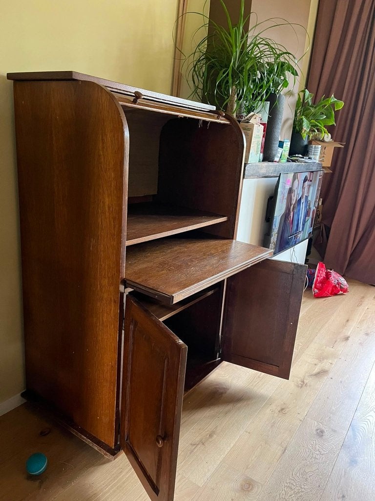 Volet de secrétaire/bureau, Enlèvement, Utilisé