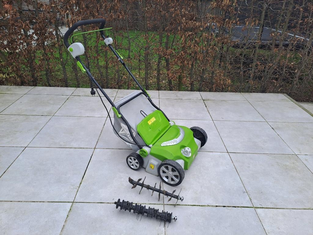 cpe1236r verticuteermachine central park, Ophalen, Zo goed als nieuw, Elektrisch, Central Park