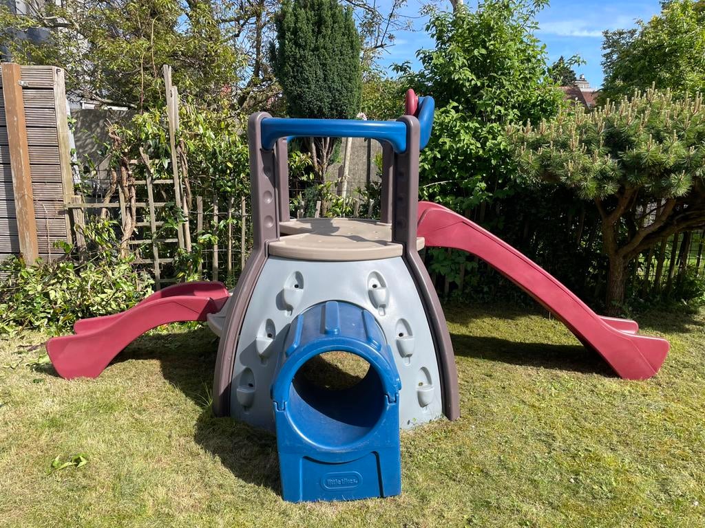 Little tikes - speeltoren met glijbanen, Kinderen en Baby's, Speelgoed | Buiten | Speeltoestellen, Ophalen, Gebruikt