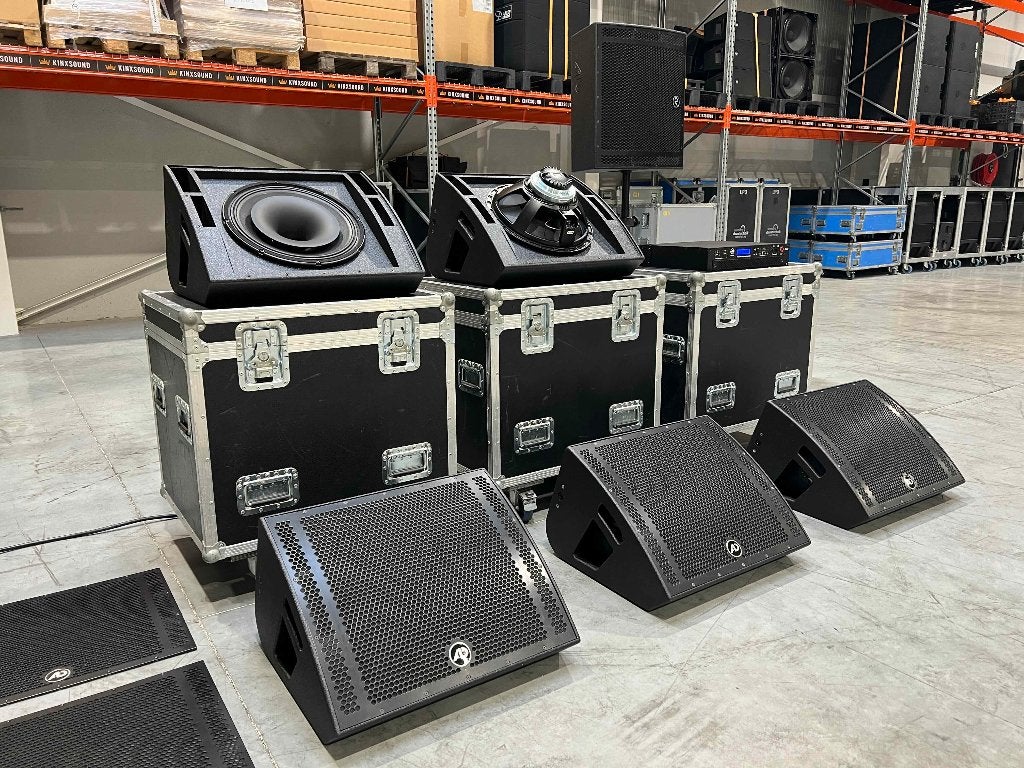 AD-Systems: 6x Wedge 15"/1,4" coaxial + NT4-K6 amplifier, Audio, Tv en Foto, Luidsprekerboxen, Gebruikt, Subwoofer, Ophalen of Verzenden