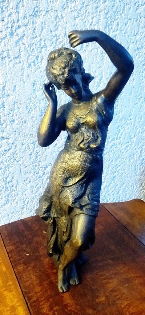 Bronzen beeldje, Ophalen, Brons