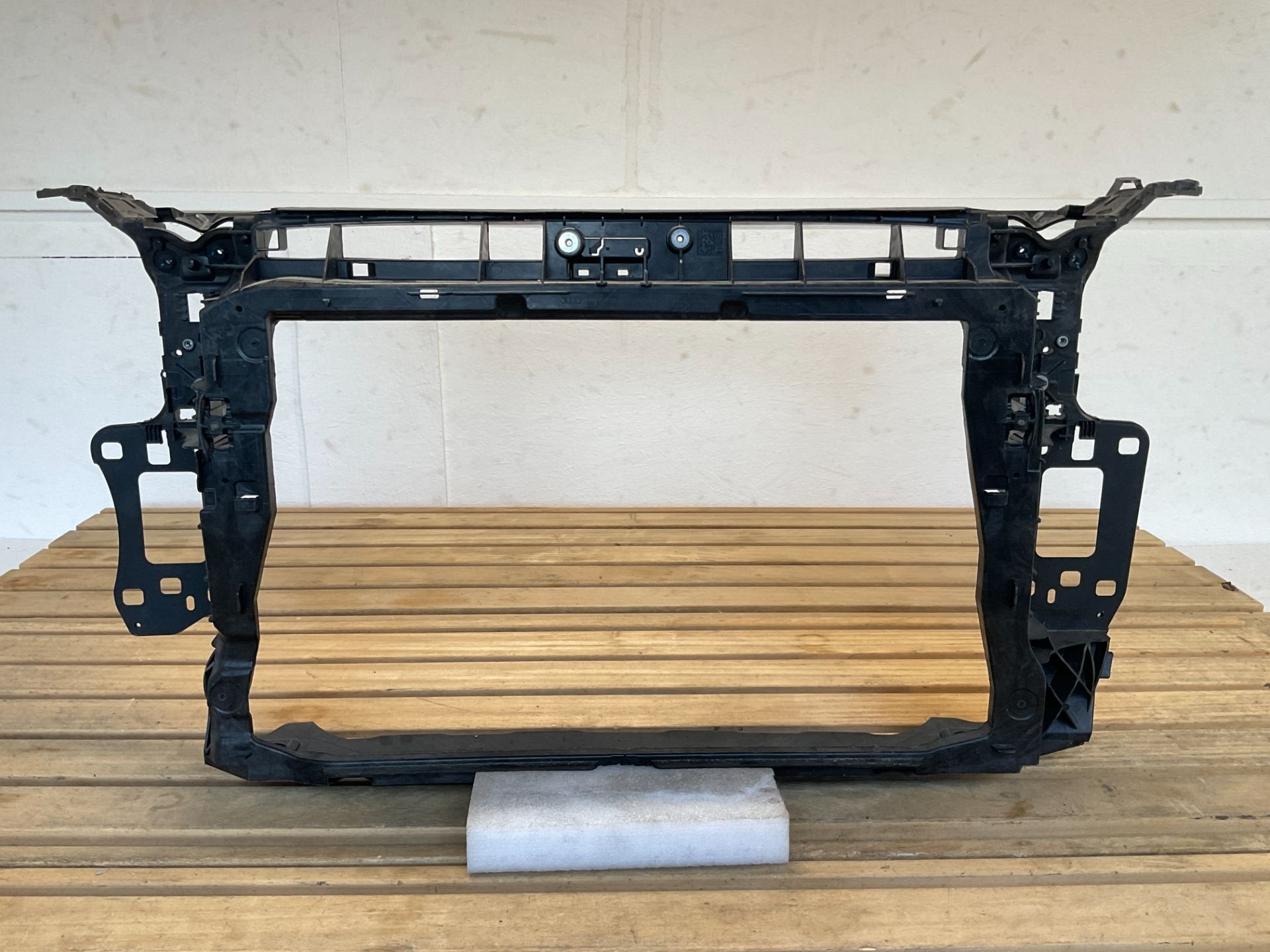 Panneau avant Audi Q3 2020-2025 83A805594H Panneau de radiat, Autos : Pièces & Accessoires, AUDI AG, Auto-Union-Strasse 1
85045  Ingolstadt, DE