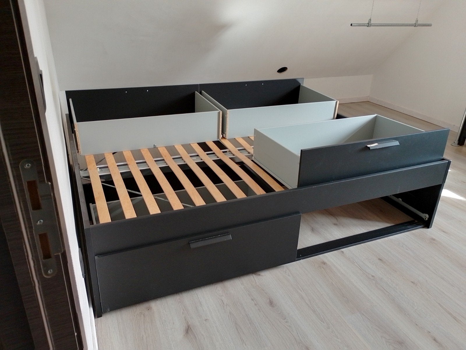 bed zwart, Ophalen, Zwart