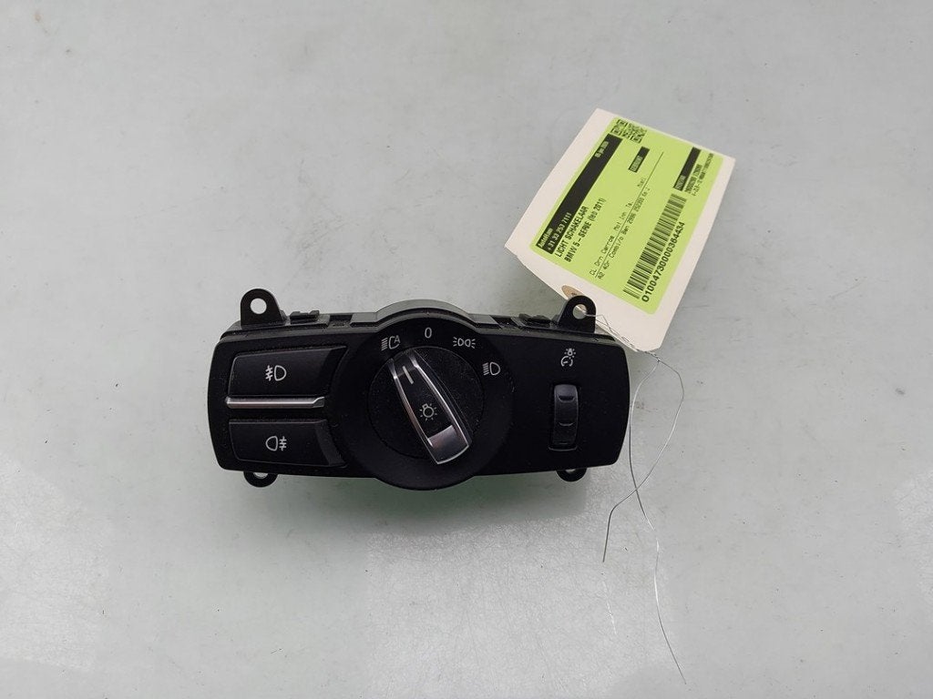 LICHTSCHAKELAAR BMW 5 serie Touring (F11) (01-2009/02-2017), Auto-onderdelen, Gebruikt, BMW, Petuelring 130
80809  München, DE