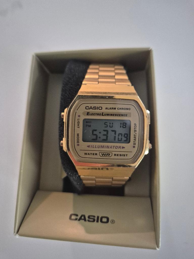 Casio A168WG-9EF, Handtassen en Accessoires, Horloges | Heren, Ophalen of Verzenden, Casio
