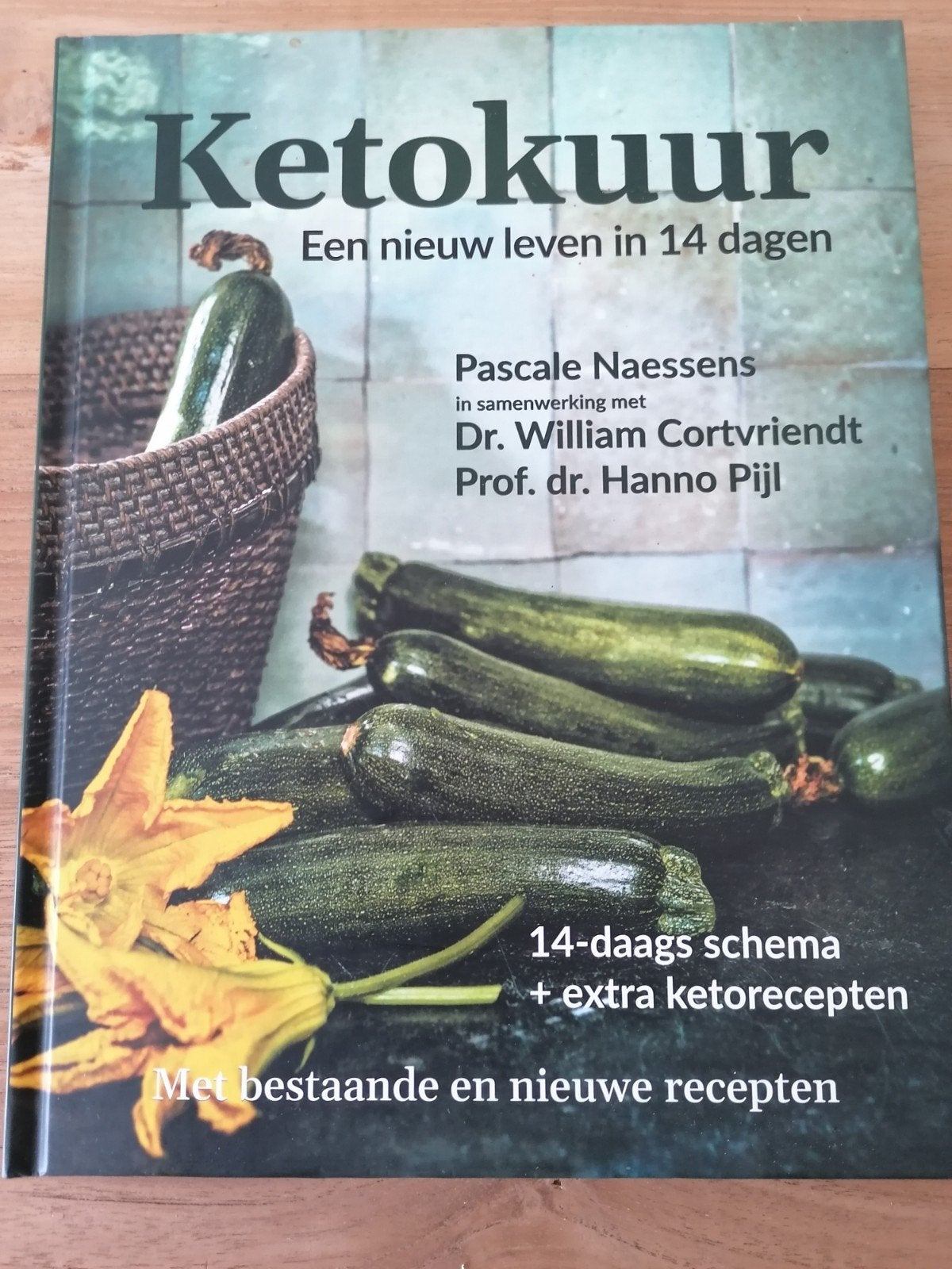 Splinternieuw ketokuur kookboek vn Pascale Naessens., Boeken, Kookboeken, Ophalen
