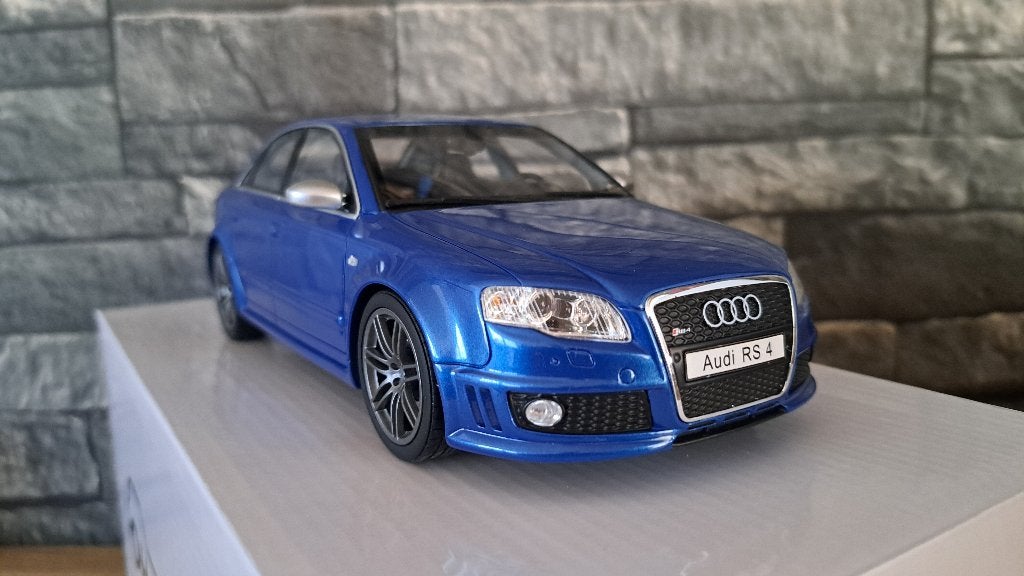 Audi RS 4 B7 Sedan 1:18éme ottomobile, Neuf, OttOMobile, Enlèvement ou Envoi, Voiture