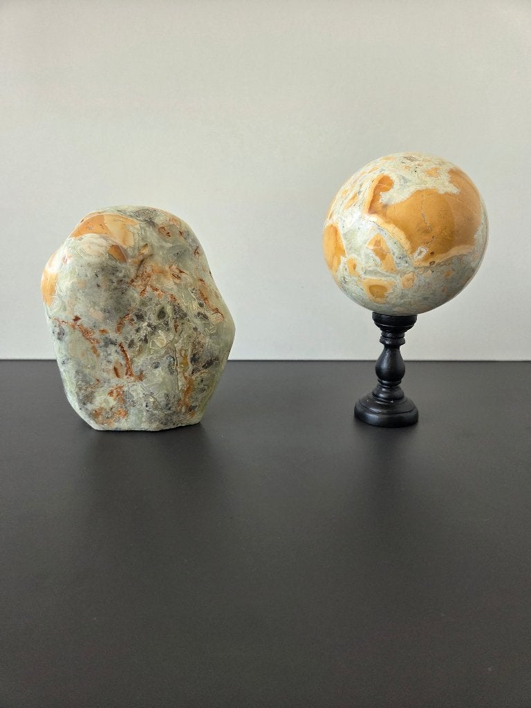 Natuursteen ornament op voet & Natuursteen unieke vorm (Duo), Huis en Inrichting, Woonaccessoires | Overige, Nieuw, Natuurlijk materiaal