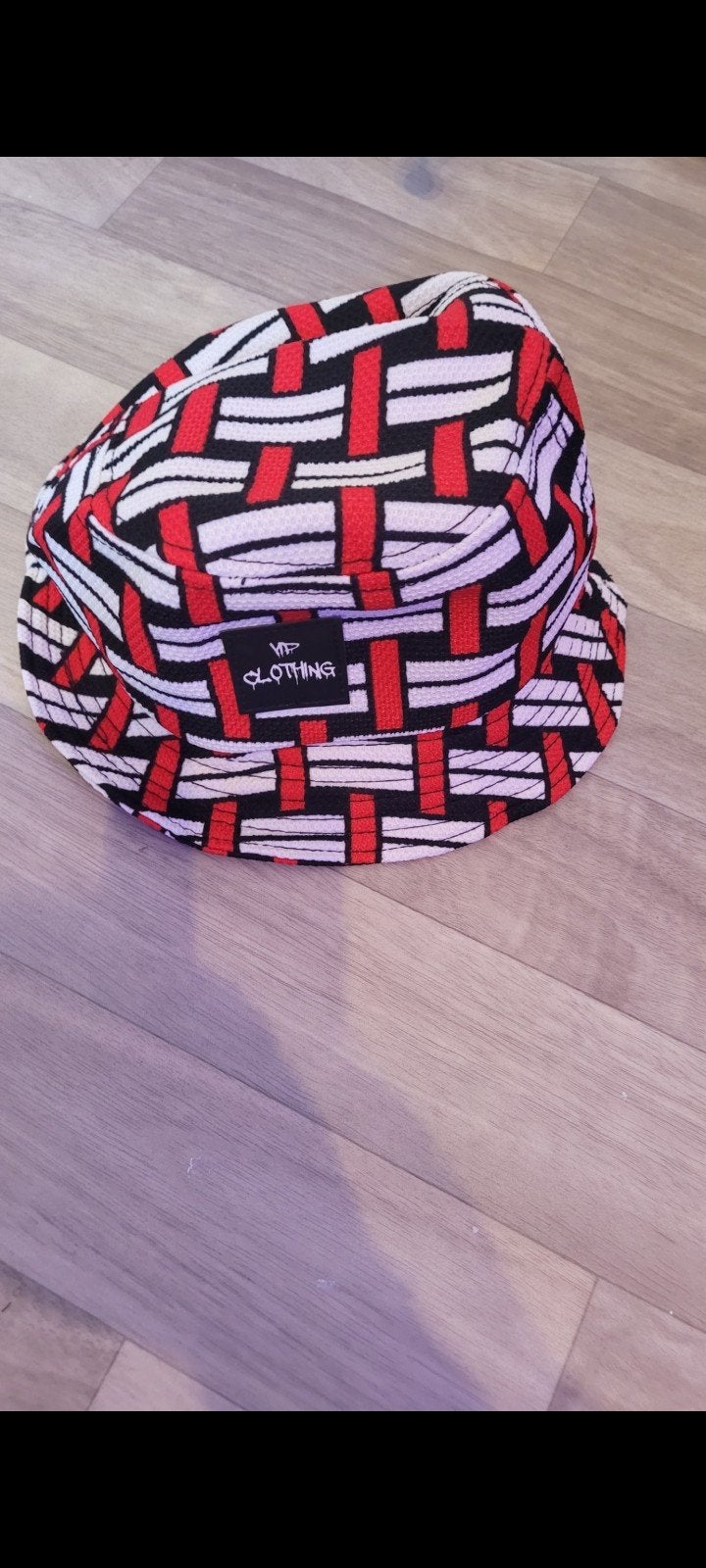Lot de 10 bobs neufs - Style Streetwear (VIP CLOTHING) 20€., Ophalen