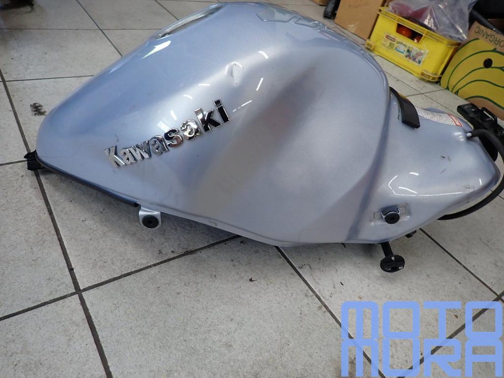 Tank voor de Kawasaki ZZR 1200 2002 - 2005 ZZR1200 benzineta, Gebruikt, -, -, Ophalen of Verzenden
