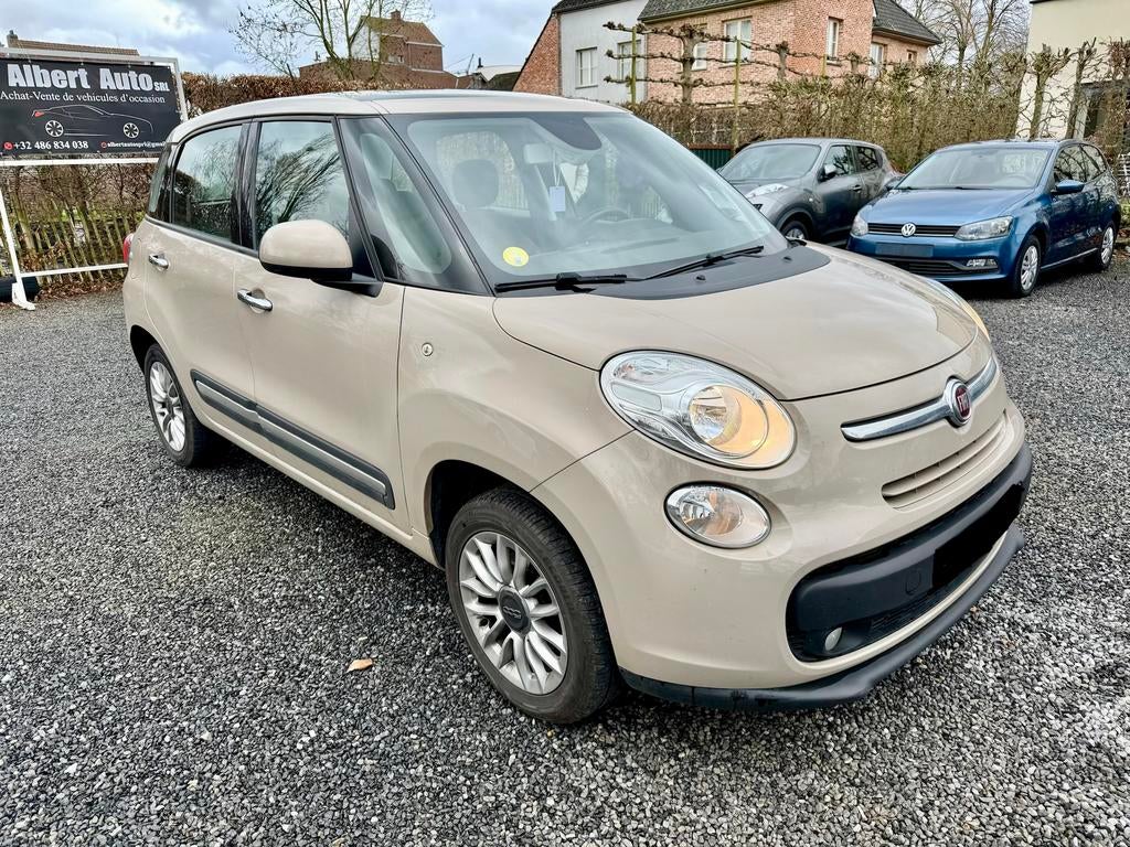 FIAT 500L. 0.9 ESSENCE+CNG 59.KW. GPS. EURO 6B., Auto's, Fiat, Voorwielaandrijving, Euro 6, CNG (Aardgas), 5 deurs