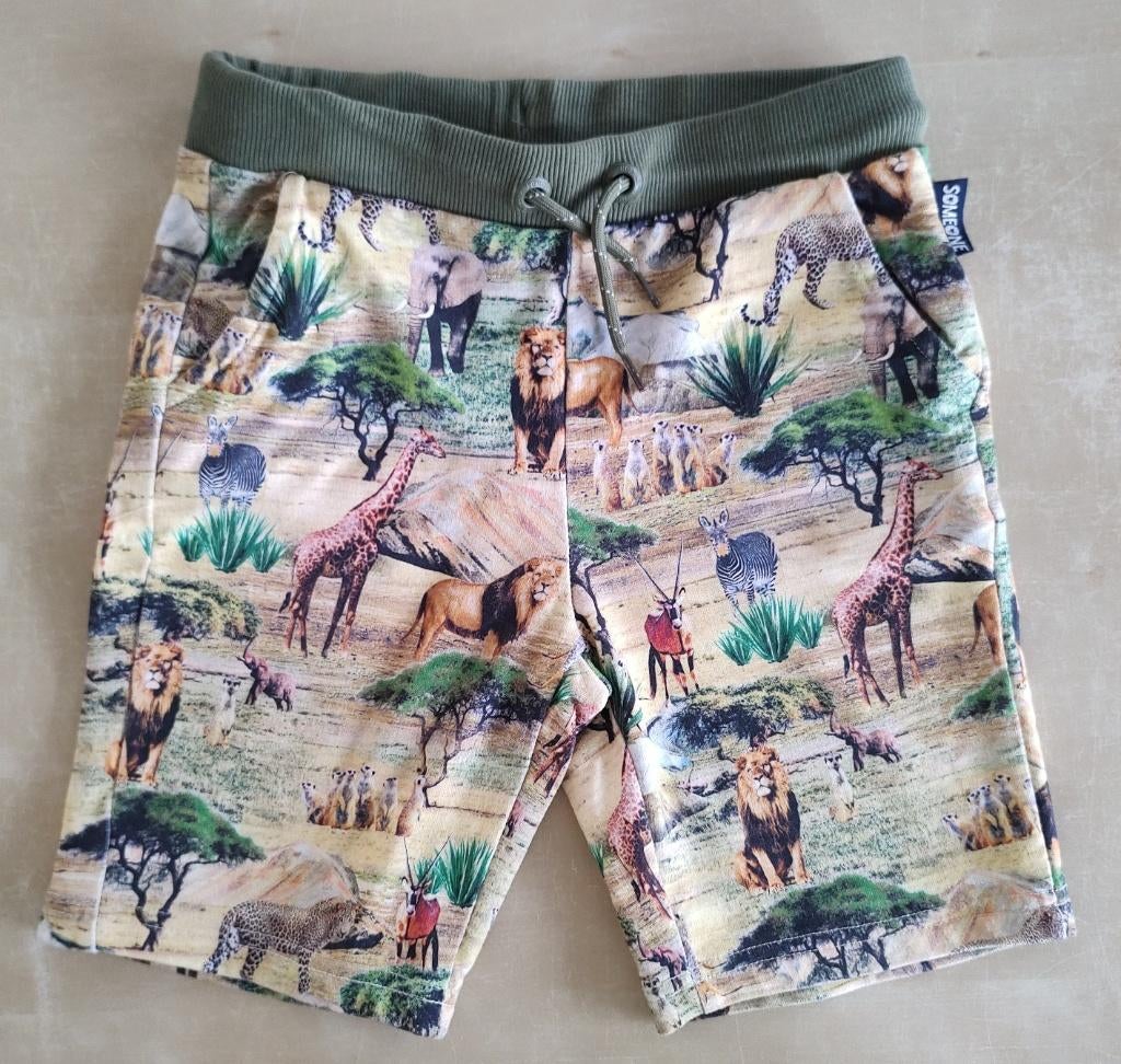 Mooie beige short met jungleprint Someone, maat 122, Kinderen en Baby's, Kinderkleding | Maat 122, Broek, Ophalen of Verzenden