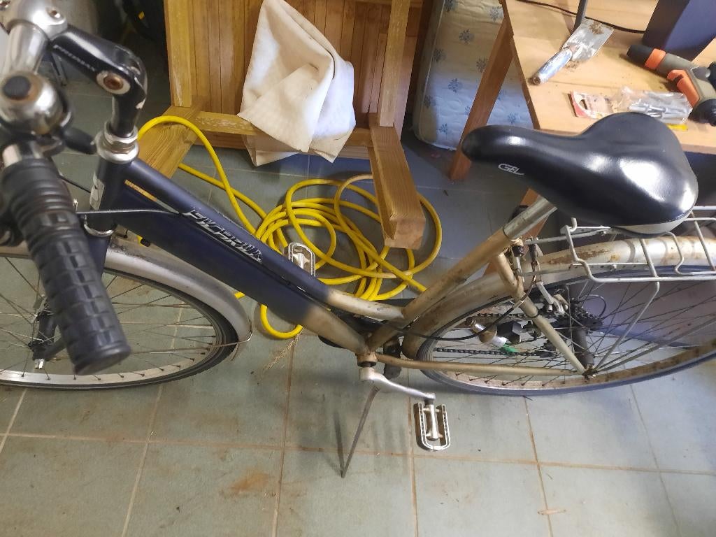 A vendre ancien vélo dame, Enlèvement, Utilisé