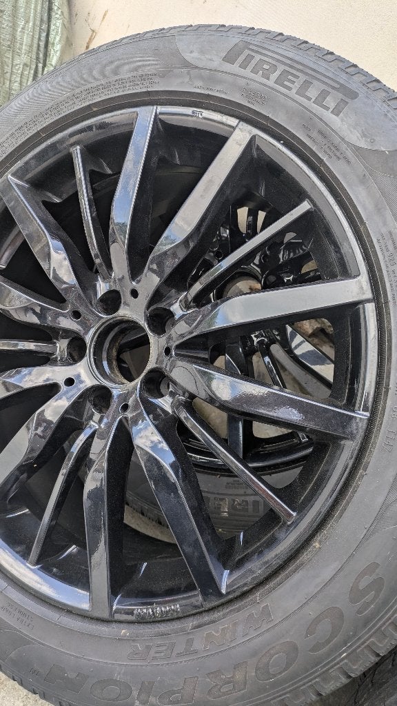 Zo goed als nieuwe velgen met 235/55 R19 Pirelli, Auto-onderdelen, Banden en Velgen, Velg(en), Winterbanden, 235 mm, Ophalen