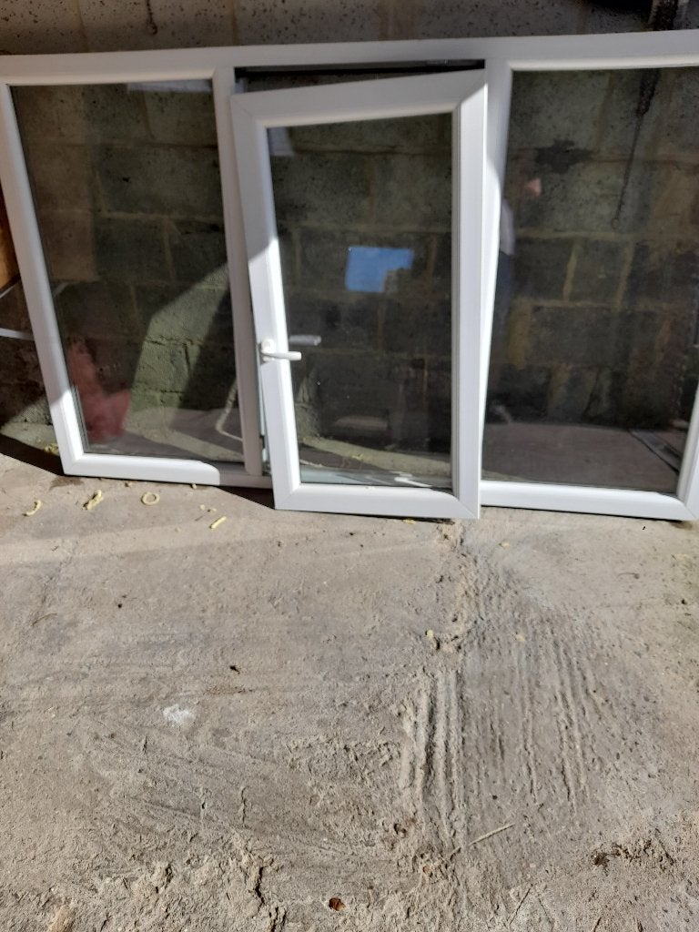 raam pvc, Ophalen, Gevelraam of Ruit, 120 tot 160 cm, Zo goed als nieuw