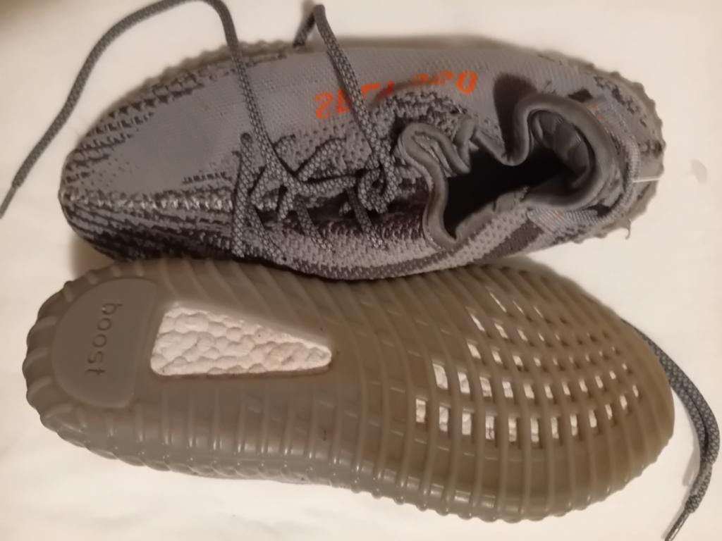 Adidas Yeezy Boost 350 V2 low Beluga 2.0, Kleding | Heren, Schoenen, Ophalen of Verzenden