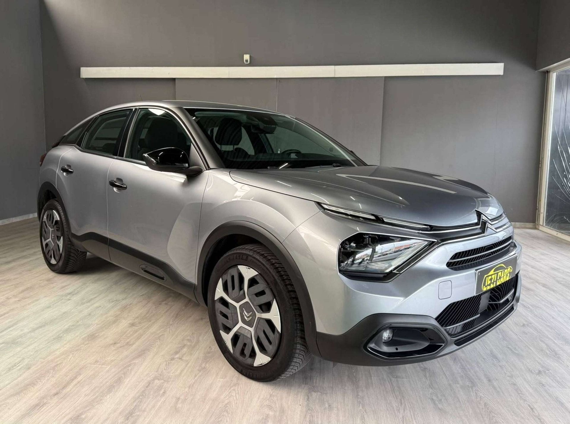 Citroen C4 C4 1.2 Feel S*1 Jaar Garantie, Autos, Argent ou Gris, Achat, Euro 6, Entreprise