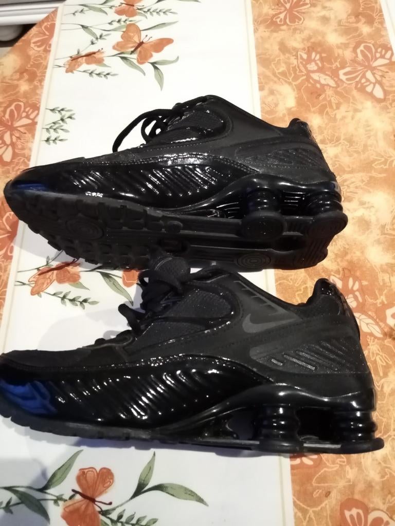 NIKE SHOX ZWART, NIKE SHOX, Ophalen of Verzenden, Zo goed als nieuw, Sportschoenen