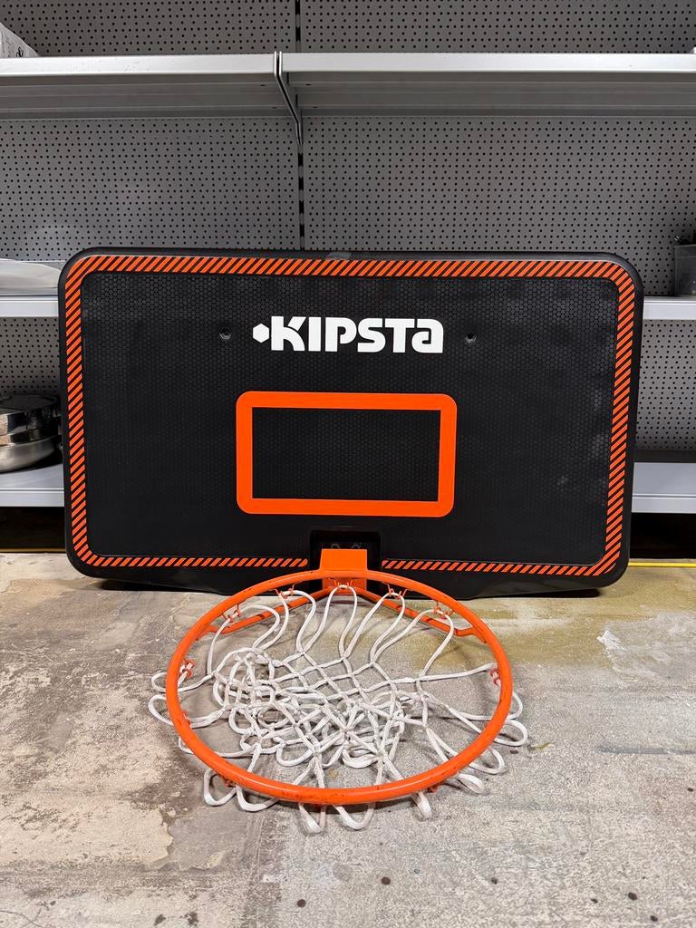 Kipsta B300 basketbalpaal voor op de muur zonder standaard, Sport en Fitness, Basketbal, Ophalen, Zo goed als nieuw