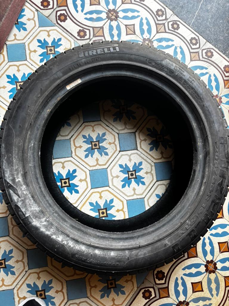 Pneus Pirelli, Autos : Divers, Remorques Pièces, Enlèvement ou Envoi, Neuf