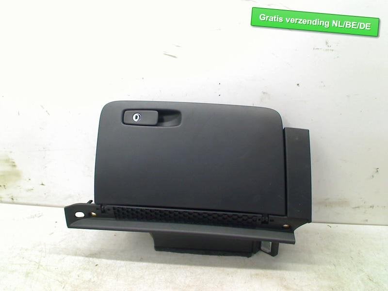 DASHBOARDKASTJE Audi A1 Sportback (8XA / 8XF) (8X1857035B), Info@audi.de, Audi, Audi AG, Gebruikt