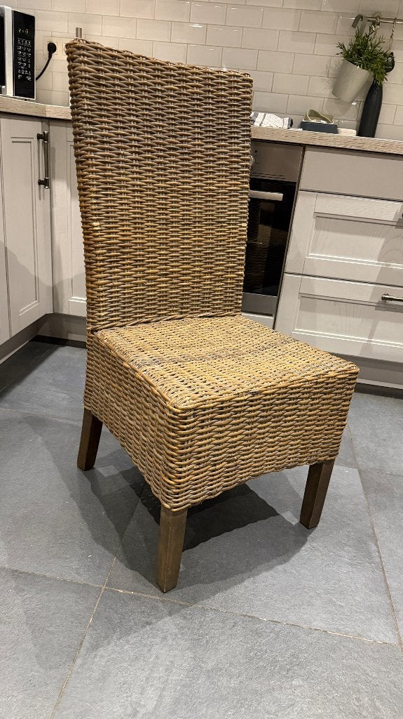 Eetkamerstoel van rieten/rotan, Huis en Inrichting, Ophalen, Gebruikt, Overige kleuren, Riet of Rotan