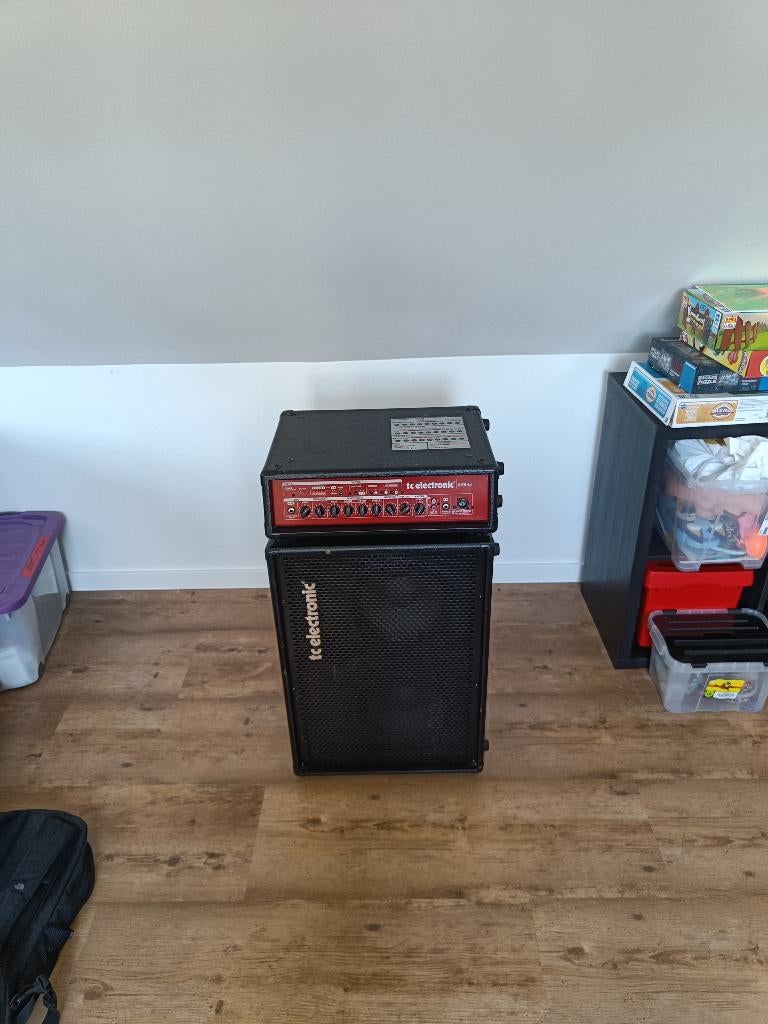 TC electronic BH500 (500w bassamp) en BC210 cabinet 2x10'', Enlèvement, Utilisé, Guitare basse, 100 watts ou plus
