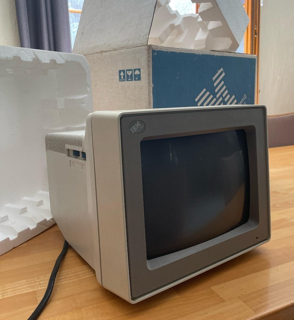 RARE-IBM 8513 kleurendisplay 13 inch - perfecte werking, Computers en Software, Ophalen, IBM