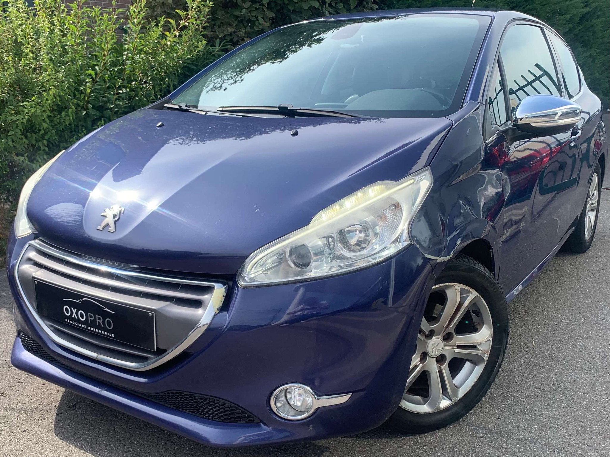 Peugeot 208 1.6i Essence 120CV / Allure / Gps / Cuir / Clim, Cuir, Euro 5, Achat, Entreprise