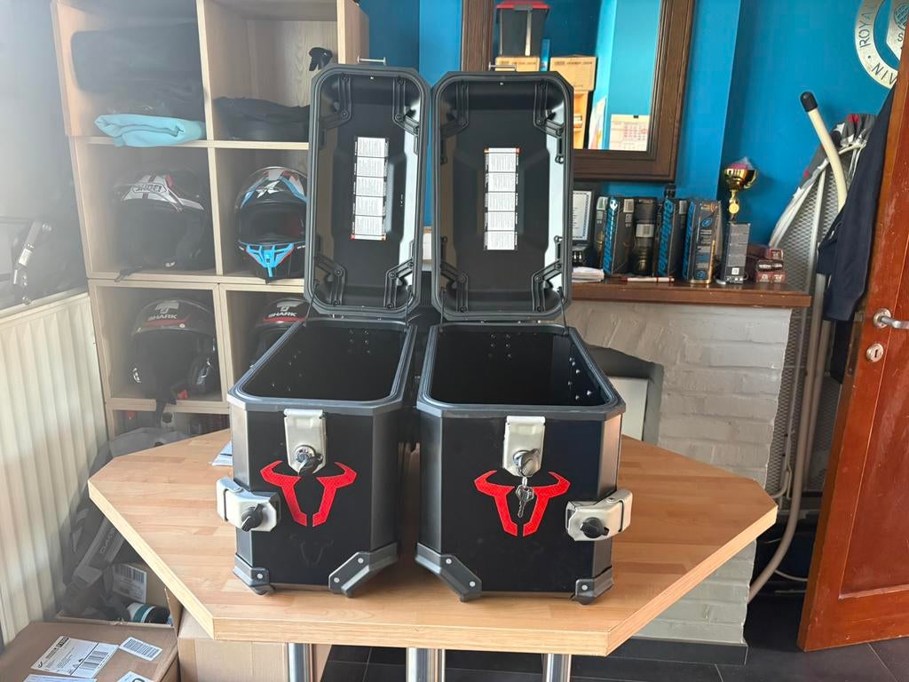 VALISES SW MOTECH TRAX ADV, Enlèvement, Comme neuf