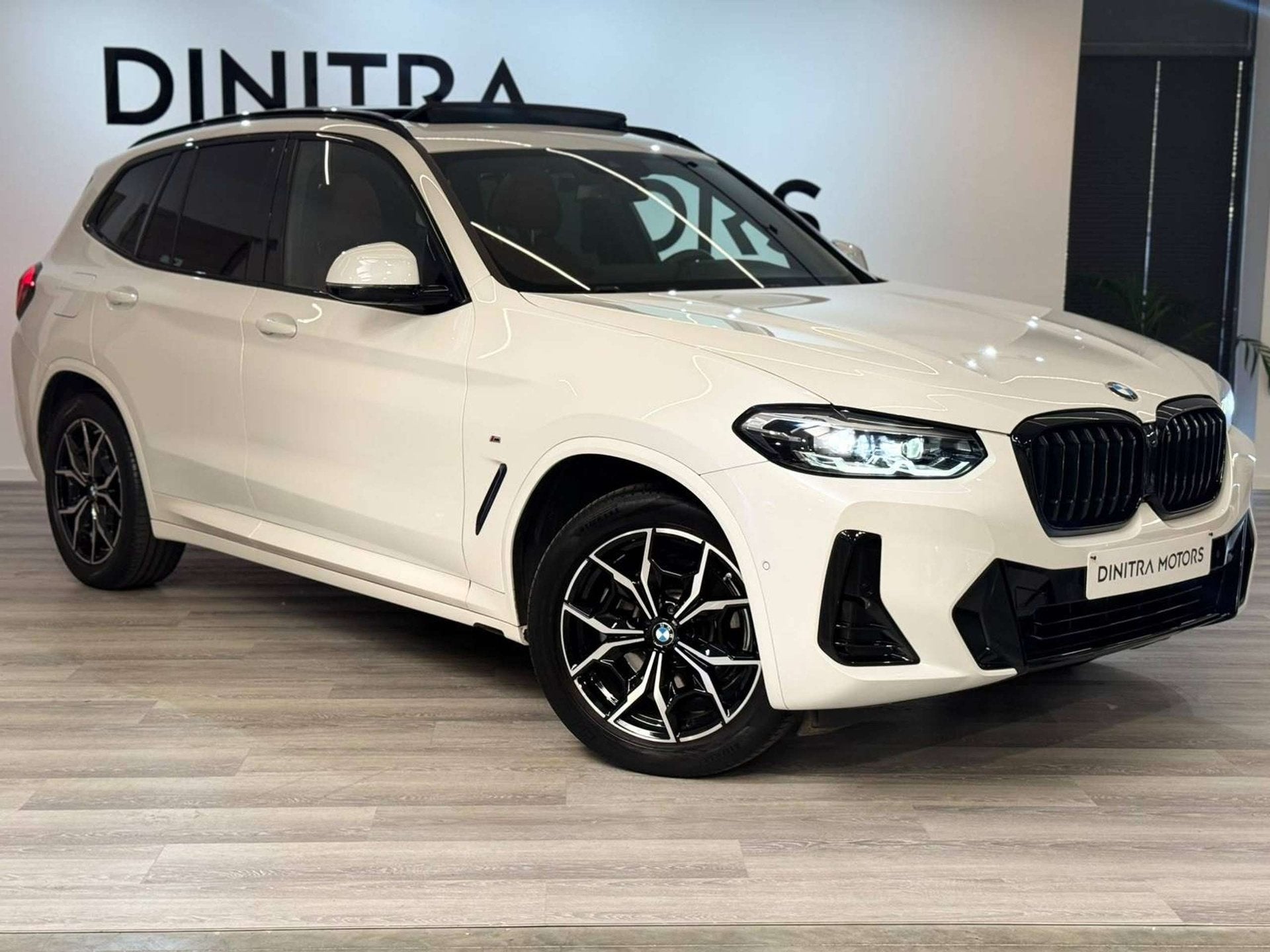BMW X3 xDrive 20i M-Sport - Pano/Carplay/Cruise/LED, Auto's, Automaat, Gebruikt, 4 cilinders, Wit