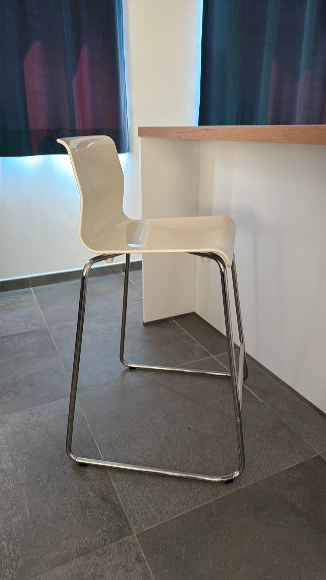 Tabouret de bar Ikea - Modèle « Glenn », Enlèvement, Utilisé, Une