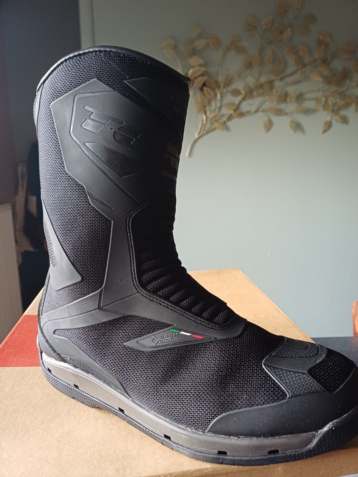 Bottes moto été TCX pointure 43, Sports & Fitness, Snowboard, Enlèvement