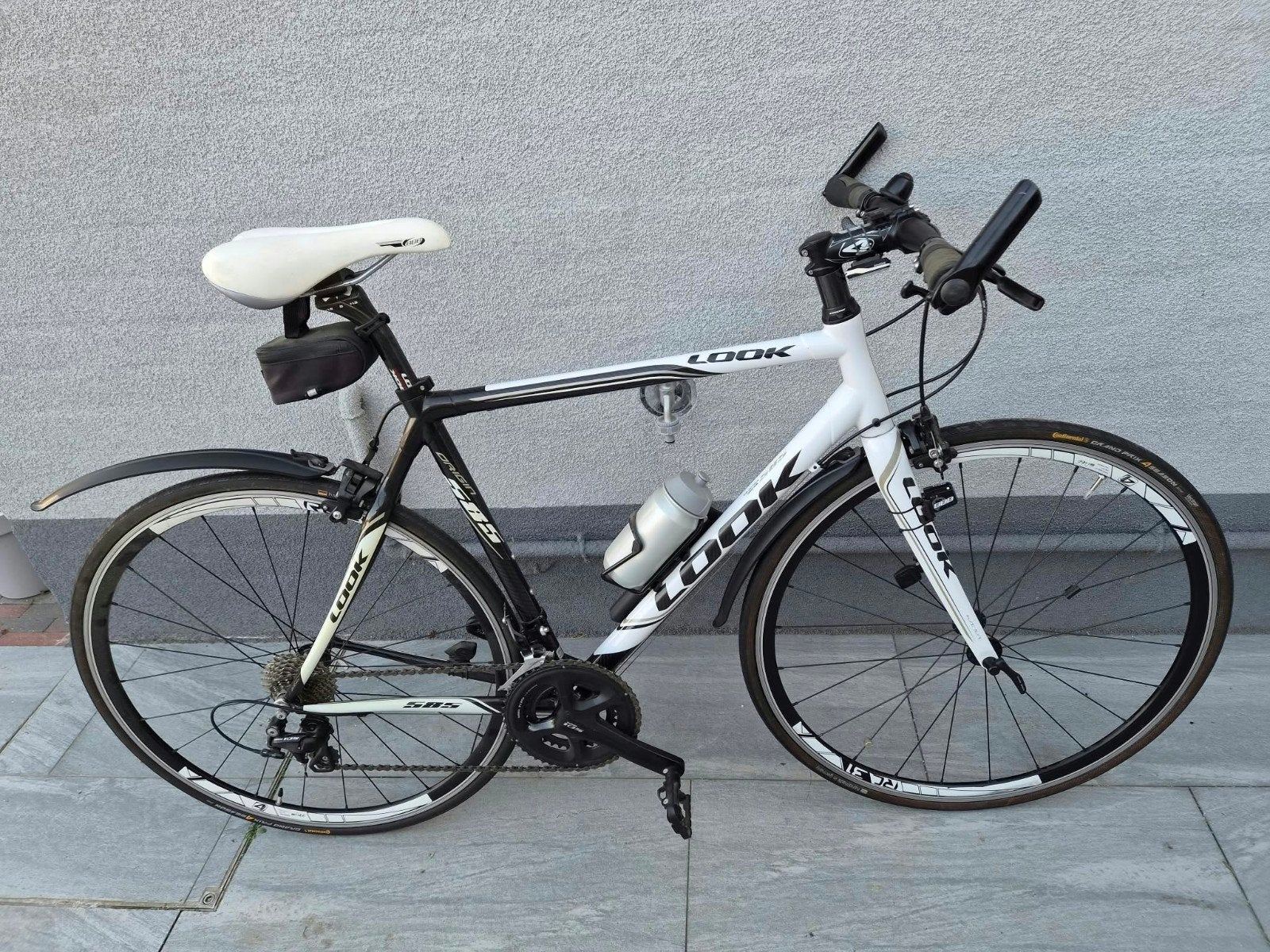 mooie fiets perfecte staat met papier, Fietsen en Brommers, Ophalen, Zo goed als nieuw