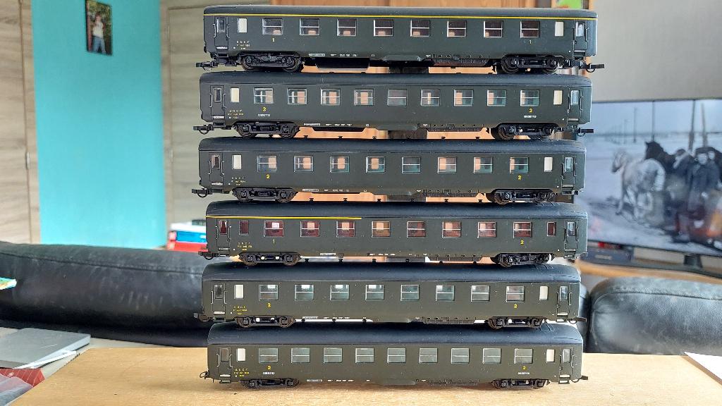 LIMA SNCF RAME DE 6 VOITURES DEV HO, Hobby & Loisirs créatifs, Trains miniatures | HO, Envoi, Utilisé, Lima