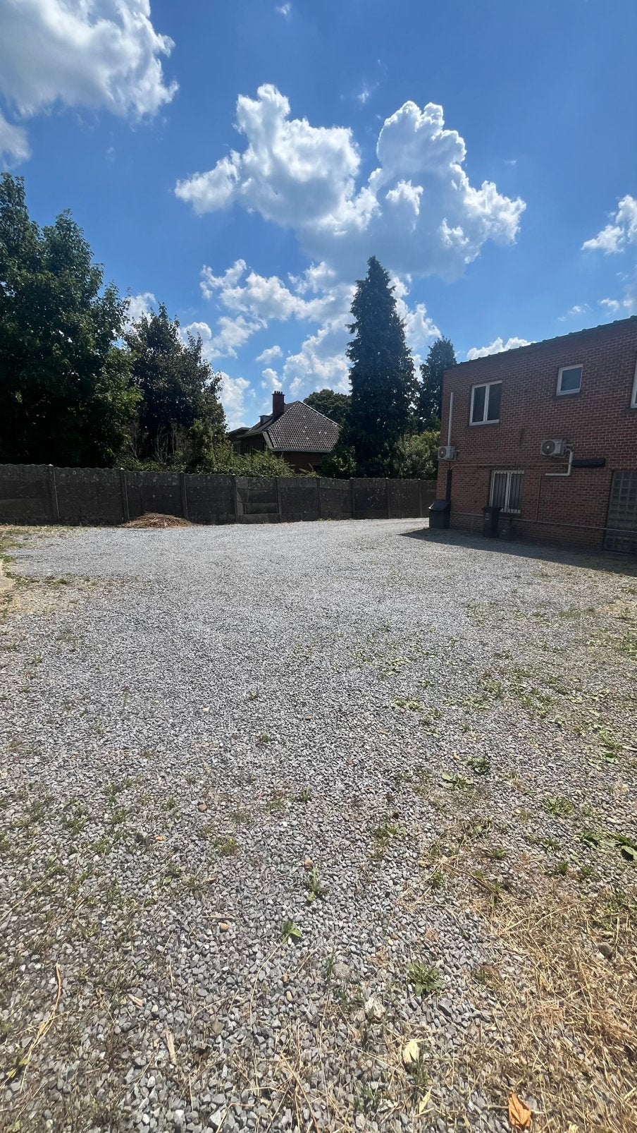 Parking à louer, situé a Fleron
